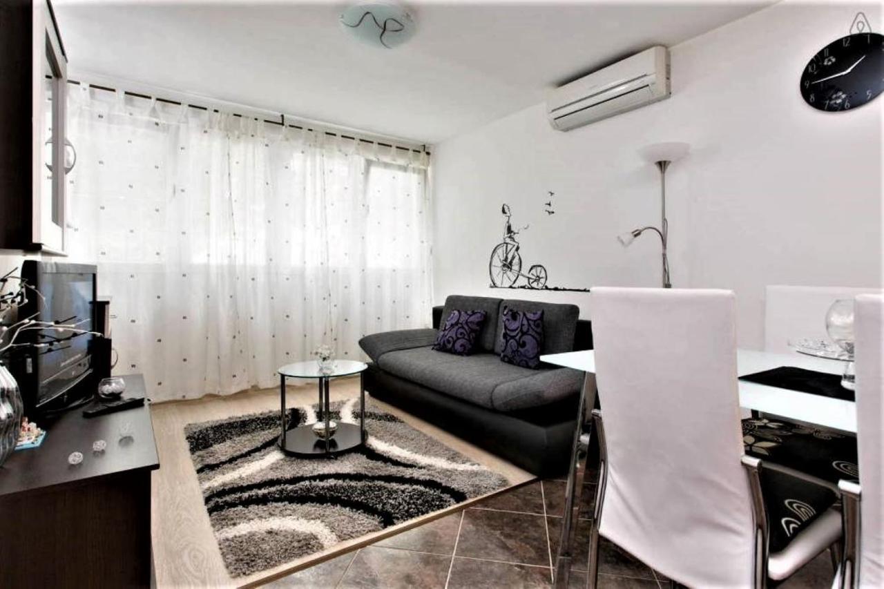 Apartment Stanic - "Home Away From Home" Split Eksteriør billede